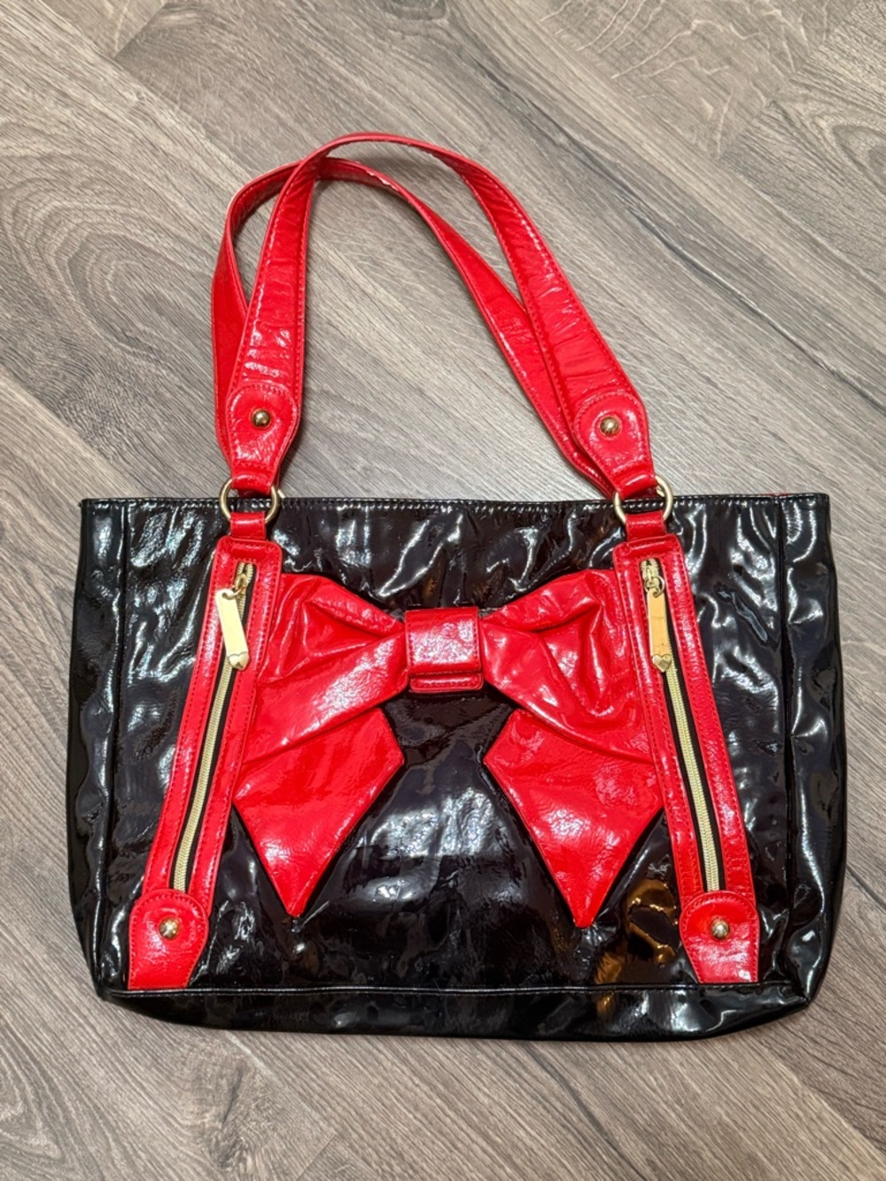Y2K Vintage Betsey Johnson Black Patent Shoulder Hobo Bag with Red Bow